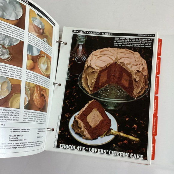 1986 Vintage McCalls Recipes binder - Picture 6 of 9